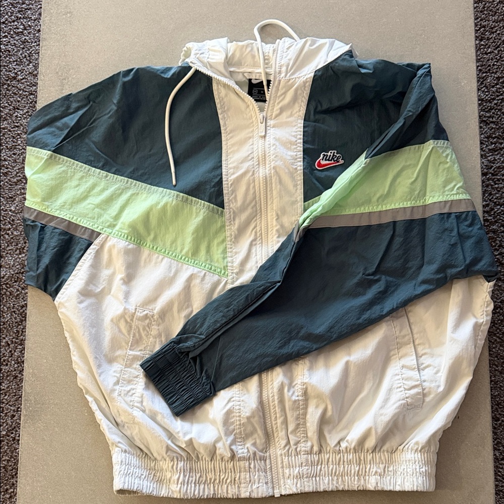 Nike Green and White Windbreaker